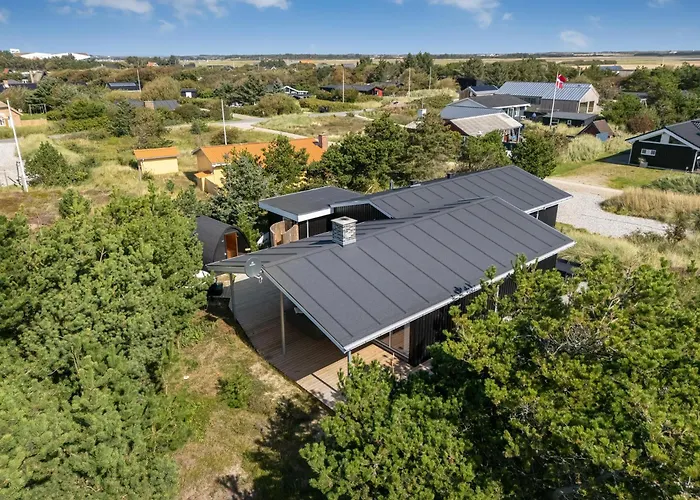 Fantastic In Sondervig With Outdoor Sauna, Outdoor Shower, And Wilderness Bath Ringkobing