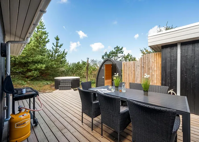 Fantastic In Sondervig With Outdoor Sauna, Outdoor Shower, And Wilderness Bath Holiday home Ringkobing