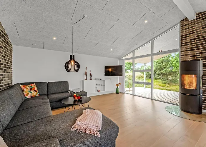 Fantastic In Sondervig With Outdoor Sauna, Outdoor Shower, And Wilderness Bath